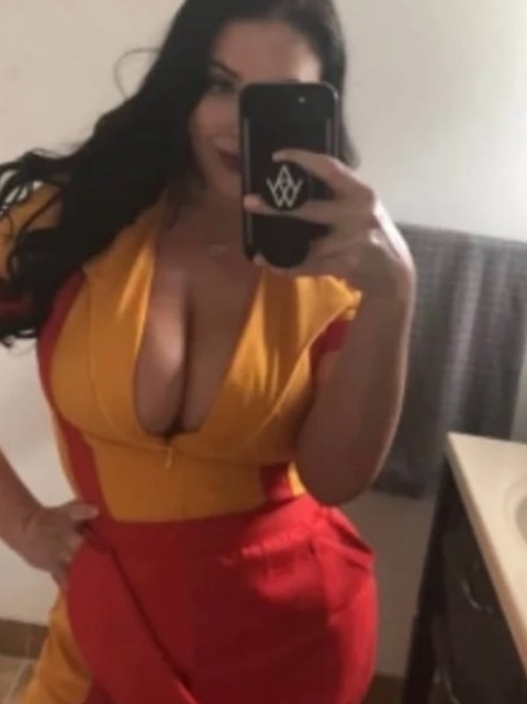 Escortă păr pubian Marinela în Brașov