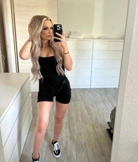 Escortă Păr Pubian: Pasiune și Extaz în Baia Mare