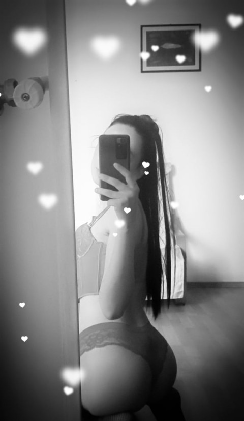 Escortă Totală pentru Dominare Hard și Soft