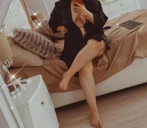 Escorta Transexuală de 40 de Ani în Decebal · 40 ani