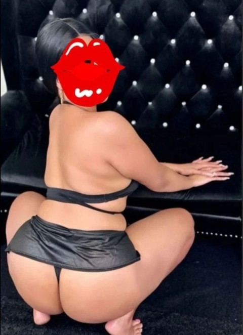 Evadare cu Cameră BDSM în Faleza Nord