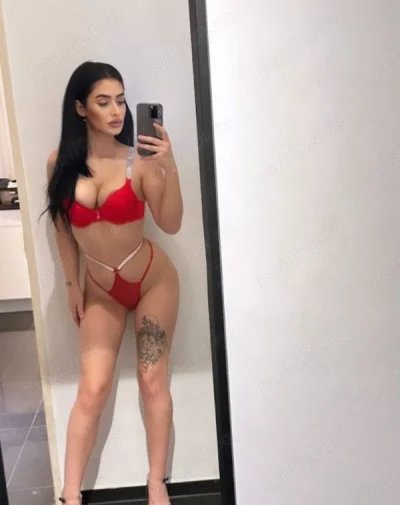 Experiențe Unice cu o Escortă Română în Lacul Tei